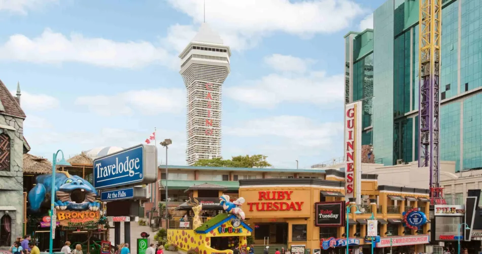 Street Photo of Clifton Hill