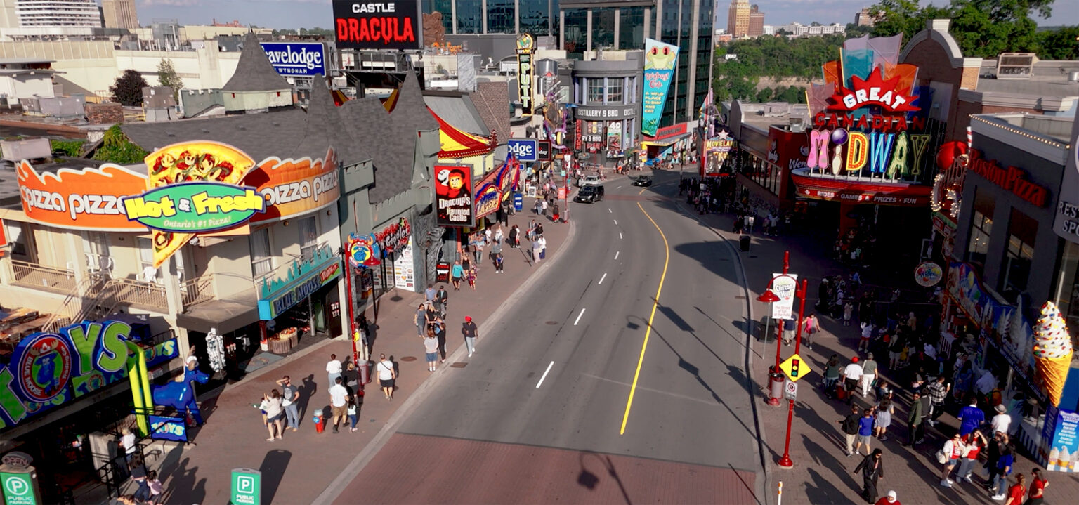 Clifton Hill: The Best Street to Walk in Niagara Falls - Niagara ...