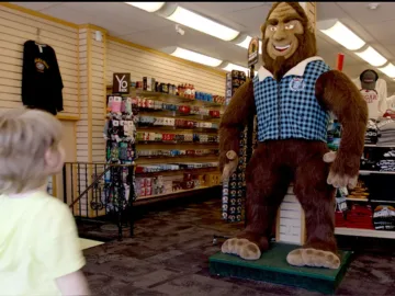Stuffed Lifesize Yeti on Clifton Hill