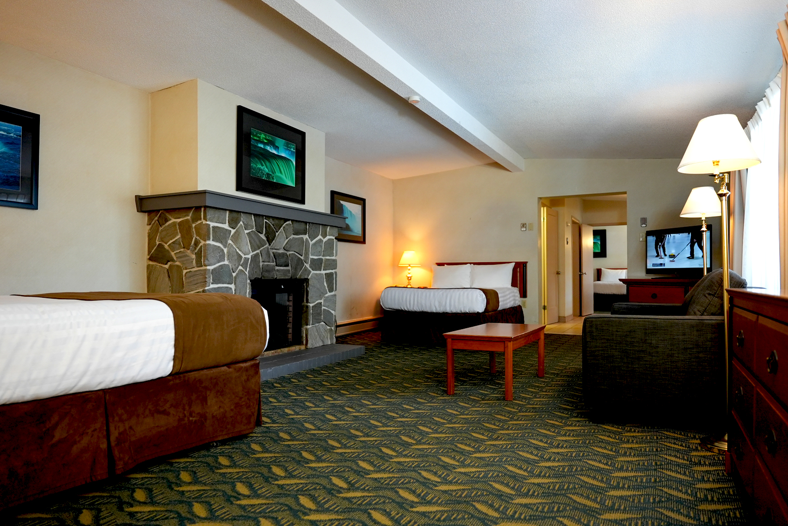 Garden Suite room, Travelodge Clifton Hill