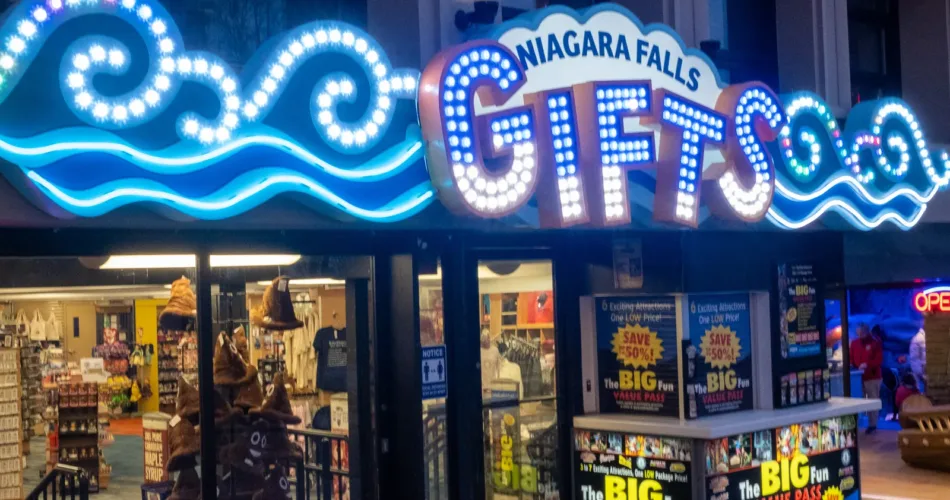 Niagara Falls Gifts located on Clifton Hill